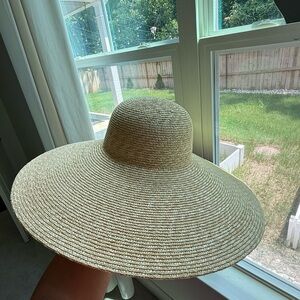 COS oversized straw hat - NEW WITH TAG